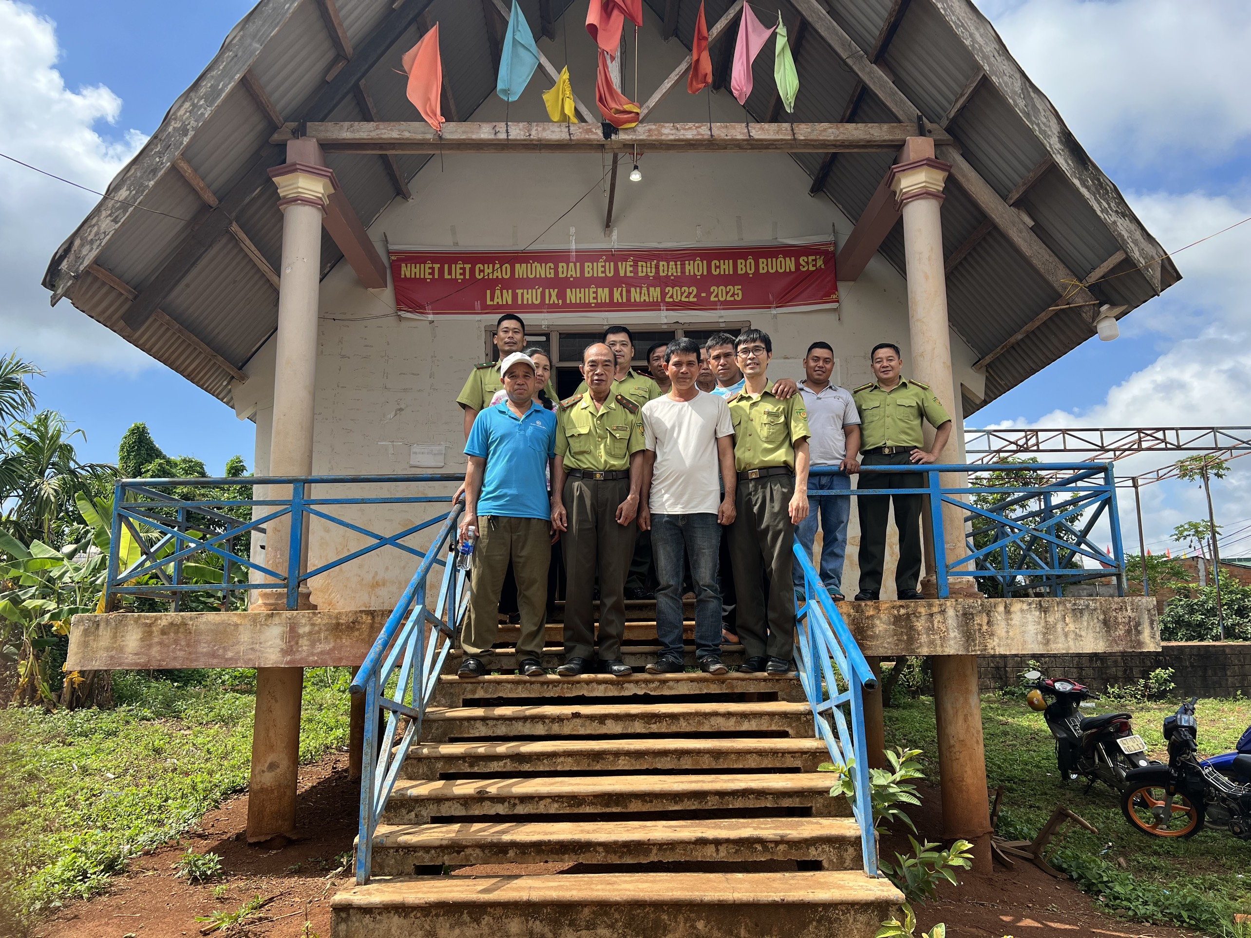 Công tác tuyên truyền đảm bảo, an ninh chính trị, trật tự an toàn xã hội tại buôn kết nghĩa.